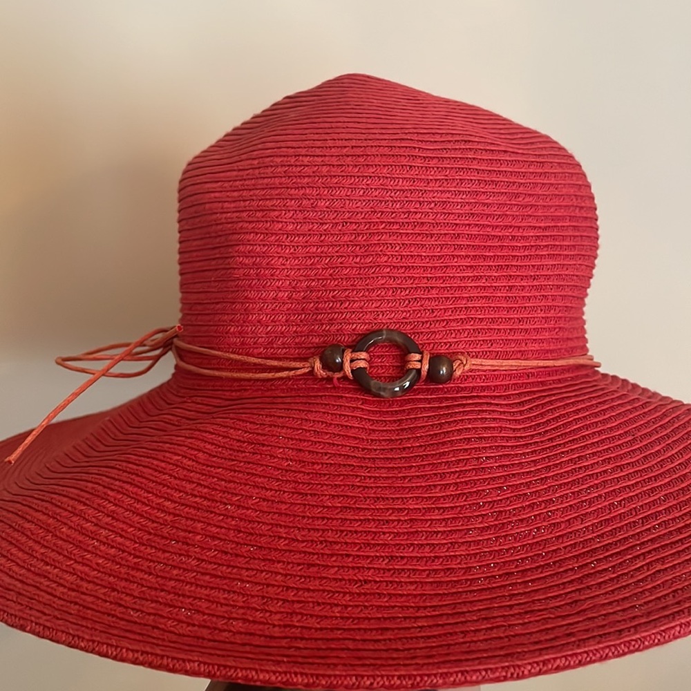 Croft & Barrow red floppy hat‎ - Picture 9 of 10